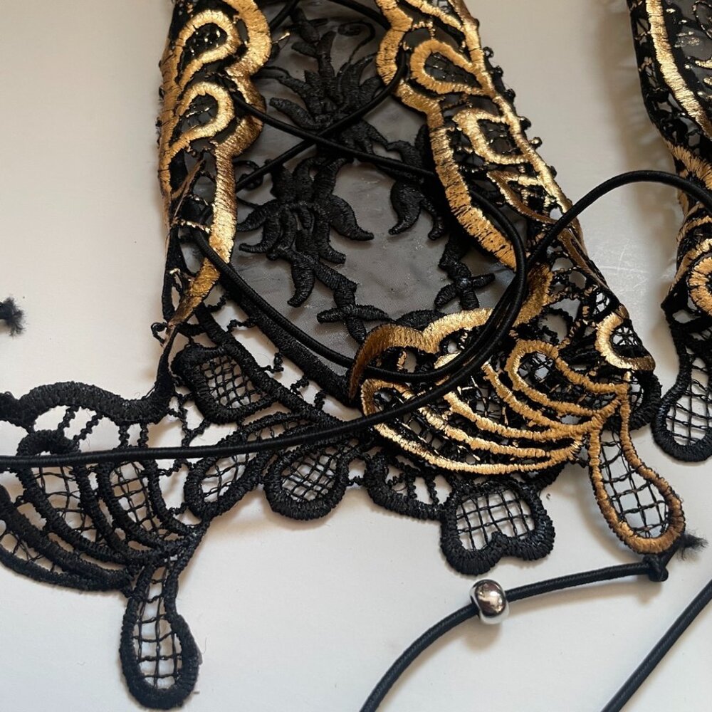 Black & Gold Gothic Lace Fingerless Gloves